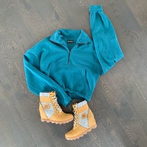 PLT Crop Pullover